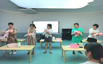 幼儿园保育员师德师风演讲稿7篇