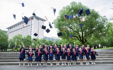 毕业生自我鉴定模板5篇