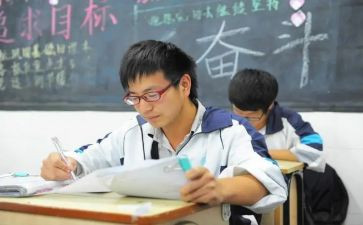 初中生读的演讲稿800字8篇