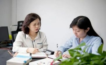 大学辅导员月工作计划8篇
