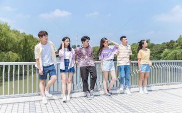 大学励志演讲稿600字6篇
