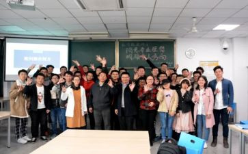 大学班级年度总结8篇
