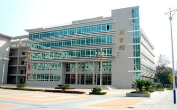 会计专业大专毕业自我鉴定7篇