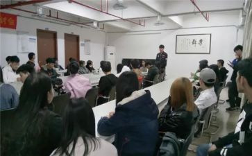副班主任优秀事迹材料范文优秀5篇