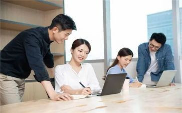 区优秀党务工作者事迹材料8篇