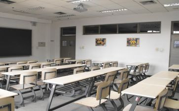 换教室了作文5篇