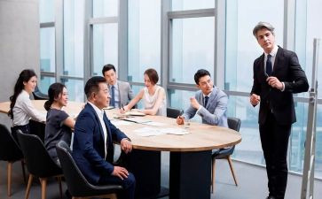 县发改局长述职报告8篇