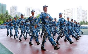 个人军训自我鉴定7篇