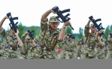 个人军训自我鉴定通用8篇