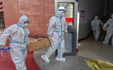 抗击疫情英雄人物及事迹6篇