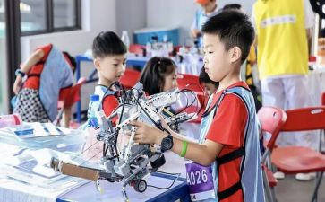 学校科技节作文8篇