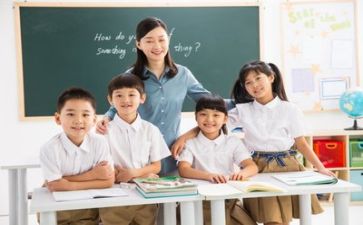 生活中的老师作文5篇