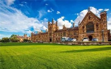 出国留学合同7篇