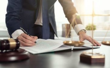 老律师的述职报告7篇