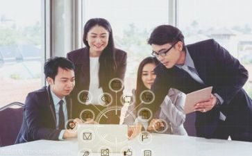 企业领导年度述职报告7篇