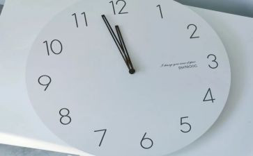 幼儿园大班认识时钟的教案6篇