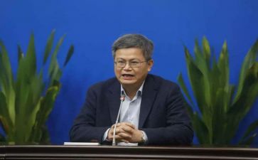校长述职年度报告推荐8篇