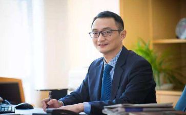 新任小校长述职报告5篇