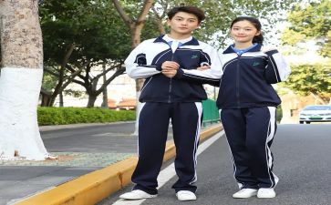 学校服务合同6篇
