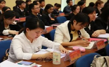初中学委述职报告参考8篇