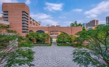 学校演讲稿6篇