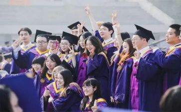 应届毕业生个人总结8篇