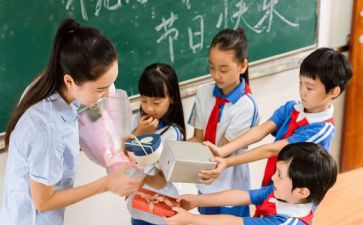 中二职称述职报告参考7篇